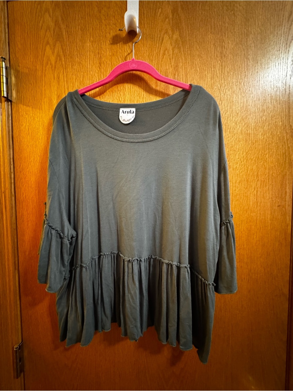 Arula Olive Green Tiered Peplum Women's Top size B 2x